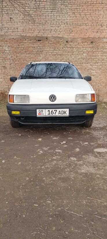 Volkswagen: Volkswagen Passat: 1991 г., 1.8 л, Механика, Бензин, Универсал