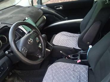 прадо 2008: Toyota Corolla Verso: 2004 г., 1.8 л, Механика, Бензин, Минивэн — 6