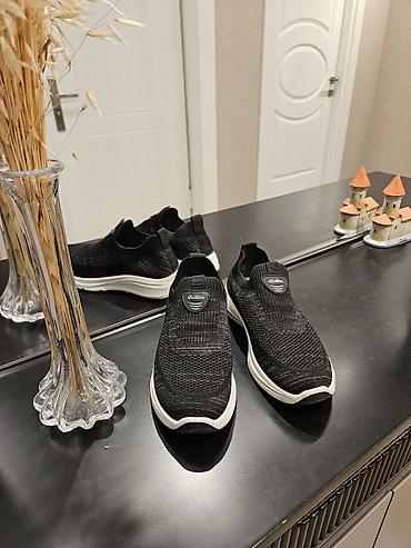 Krasofkalar və idman ayaqqabıları: Qara rəngli slip-on idman ayaqqabısı - Model: slip-on (bağsız) — 2