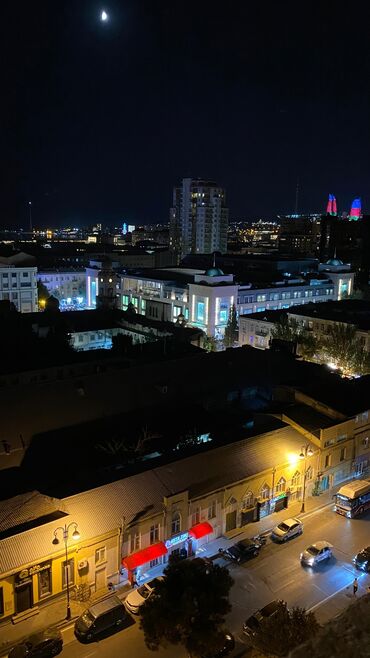kirayə evlər həyət evi: 2 otaqlı, Yeni tikili, 74 kv. m