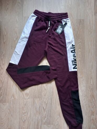 lacoste muska trenerka: Sweatpants, L (EU 52), Nike, color - Burgundy, Cotton