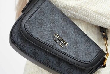 ювелирные изделия на заказ: Продаю сумку guess седло, заказала из Италии