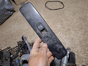 Датчики, сенсоры, предохранители: Продаю разное кнопки от разных машин — 21