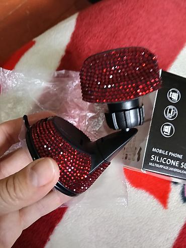 k19 mobile: Qırmızı kristallarla bəzədilmiş universal avtomobil telefon tutacağı — 2