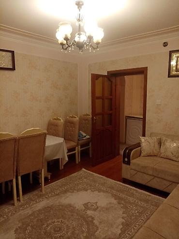 kredit evlər: Sumqayıt, 3 otaqlı, Köhnə tikili, 70 kv. m — 3