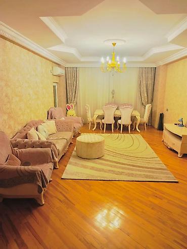3 otaqlı mənzil, 142 m², Neftçilər, 950 AZN