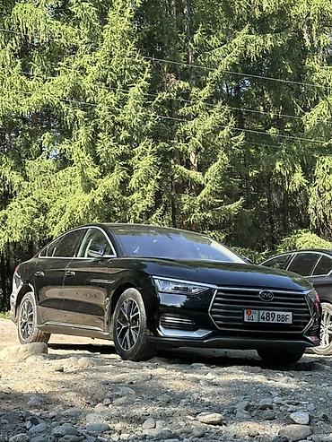 byd e9 цена: BYD E9: 2021 г., Электромобиль, Седан — 4
