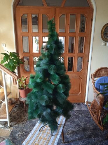 postolje za jelku: Christmas tree, color - Green, Used