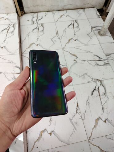 Samsung: Samsung Galaxy A70, 128 GB, rəng - Qara