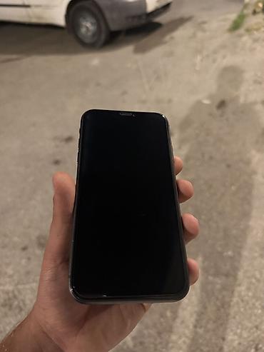 iphone 80: IPhone 11, 64 GB, Qara, Face ID — 6