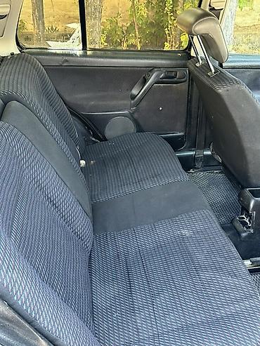 mini ev: Volkswagen Vento: 1994 г., Механика, Бензин, Седан — 5