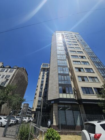 офис в бизнес центре: 2 комнаты, 72 м², Элитка, 10 этаж, Косметический ремонт