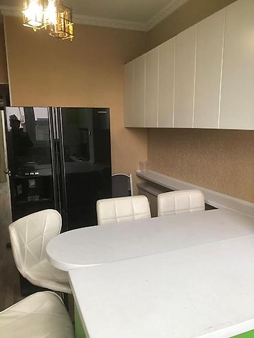 Долгосрочная аренда квартир: 3 комнаты, С мебелью полностью — 5