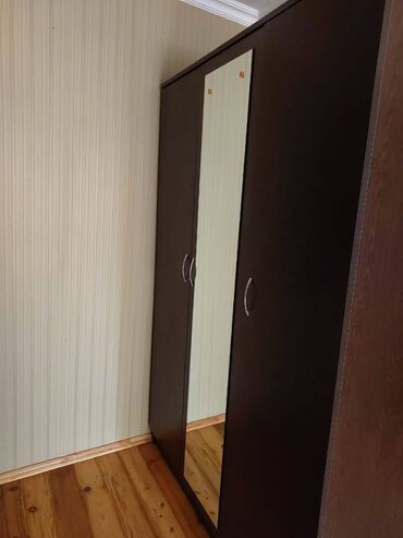 Uzunmüddətli kirayə mənzillər: Neftçilər metrosu,kapital bankın yaxınlığı,5 mərtəbənin,2-ci -da lalafo.az — 7 Uzunmüddətli kirayə mənzillər: Neftçilər metrosu,kapital bankın yaxınlığı,5 mərtəbənin,2-ci — 7