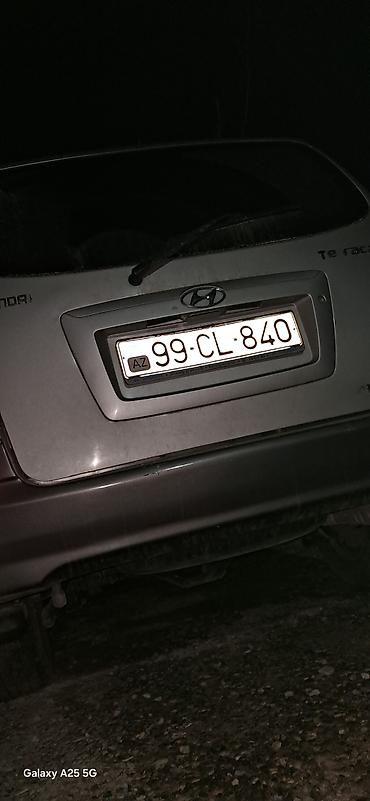 Hyundai: Hyundai Terracan SUV - Kuzov: iri ölçülü off-road SUV, 5 qapı - Rəng — 3