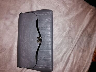 Другие сумки: . Новые. Красивые,классные сумочки. Фиолетовая сумочка, есть — 6