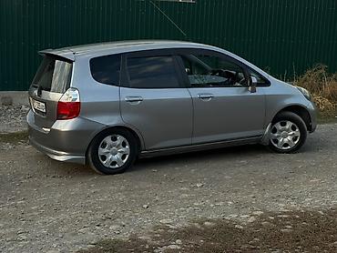 Honda Fit: 2003 г., 1.3 л, Бензин, Хэтчбэк