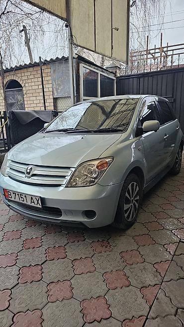 Toyota: Toyota ist: 2003 г., 1.3 л, Автомат, Бензин, Хэтчбэк — 2