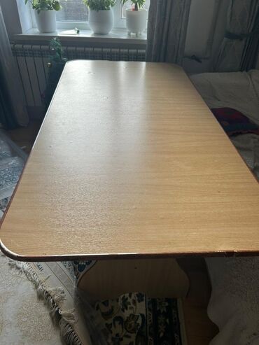 келечек 123: Продаю стол длина 175 см ширина 87 см, цена 3000