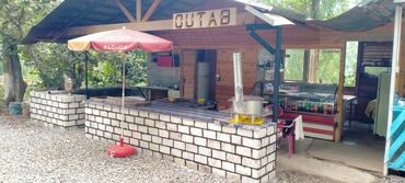 Restoran, kafelər: PANORAMA Ailəvi Restoran – çay kənarında piknik məkanı.QƏCRƏŞDƏ — 9