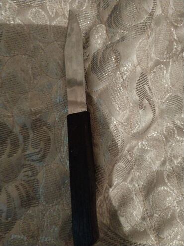 тычковый нож: Нож чёрный чистый металл,не холодный,не нужна лицензия на