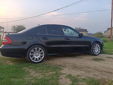 mercedes cl220: Mercedes-Benz E-Class: 3 l | 2007 il Sedan — 9