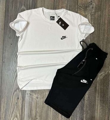 Trenerke: Muski komplet
S - 2xl
3900
Album np na lalafo.rs — 10 Trenerke: Muski komplet
S - 2xl
3900
Album np — 10