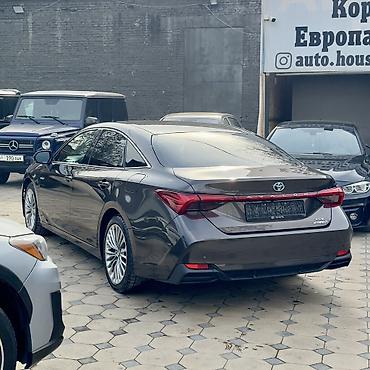 Toyota: Toyota Avalon: 2019 г., 2.5 л, Вариатор, Гибрид, Седан — 2