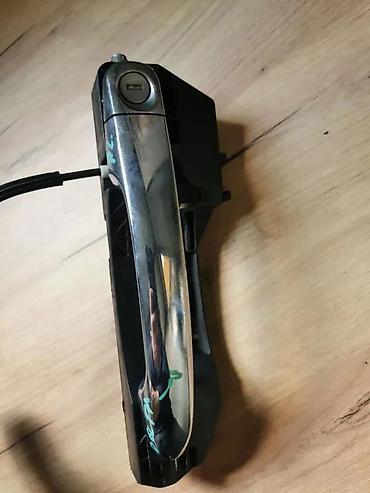 kvalitetni ventilatori: PREDNJA LEVA KVAKA NIKLOVANA LANCIA DELTA | Lancia Delta prednja — 1
