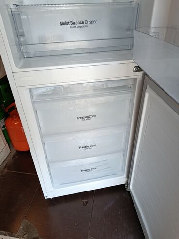 Paltaryuyan maşınlar: Paltaryuyan maşın LG, 7 kq, Avtomat, Qurutmasız, Kredit yoxdur — 7