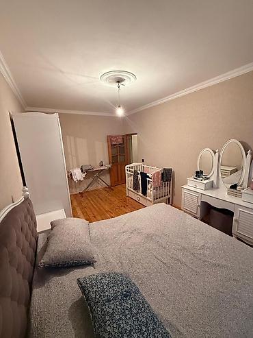 bayilda heyet evi: Bakı, Köhnə Günəşli, 5 otaqlı, Köhnə tikili, m. Həzi Aslanov, 115 kv. m — 9