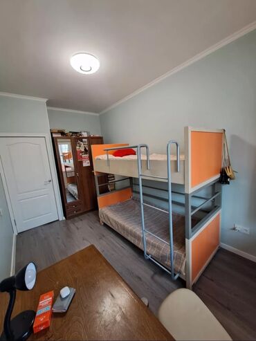 3 комнаты, 93 м², 106 серия, 2 этаж, Евроремонт