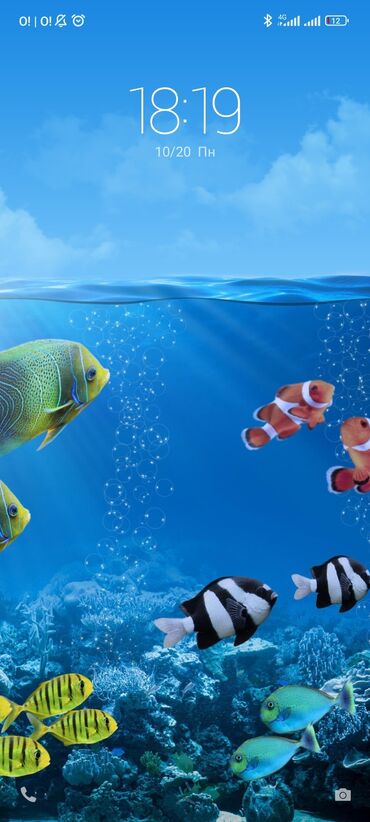 фон: Живые обои «Аквариум 3D» для смартфона - Анимированный подводный мир