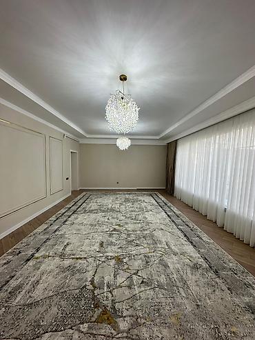 Үйлөр: Продаю большой дом 225 КВ 8.5сот земли из 10 ком в доме есть Гараж — 8