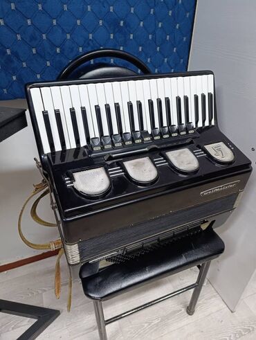 гитара 41 размер: Аккордеон Weltmeister Stella - Клавиатура правой руки