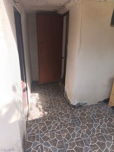 Həyət evləri və villaların satışı: 6 otaqlı, 140 kv. m, Kredit yoxdur, Orta təmir -da lalafo.az — 25 Həyət evləri və villaların satışı: 6 otaqlı, 140 kv. m, Kredit yoxdur, Orta təmir — 25