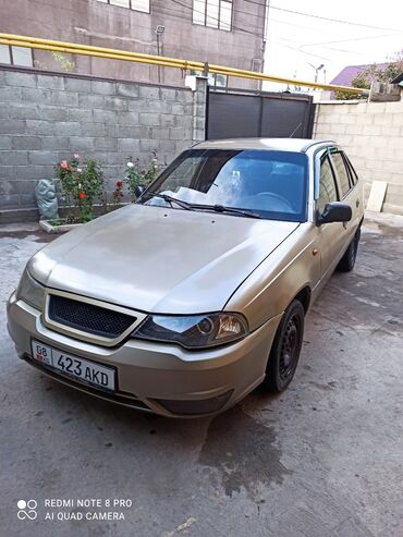 Daewoo: Daewoo Nexia: 2010 г., 1.6 л, Механика, Бензин, Седан