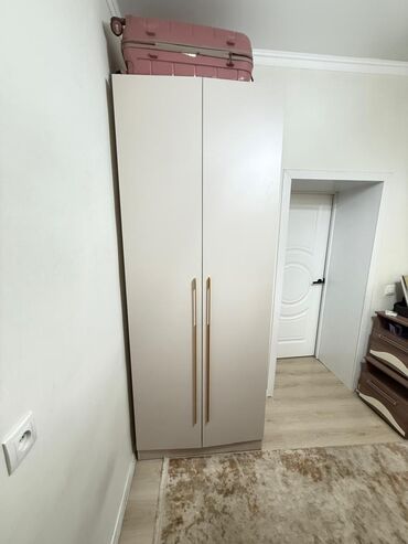 спальная гарнитуры: Кийим салуучу шкаф, Колдонулган, Түз