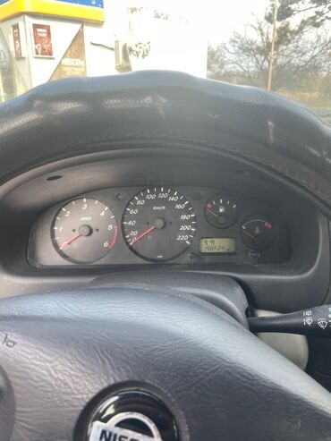 Nissan: Nissan Almera: 2.2 l. | 2000 έ. Χάτσμπακ — 6