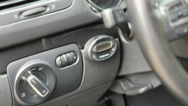 Volkswagen: Volkswagen Golf: 1.6 l | 2011 г. Crossover — 9