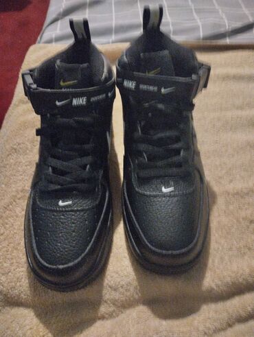 Women's Sneakers and athletic shoes: Nike, 43, bоја - Crna — 1