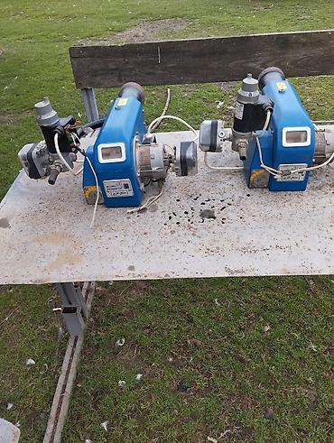 Kombilər: Qaz brülörü dəsti – 2 ədəd Təsvir: - Qazla işləyən brülör qurğuları — 2