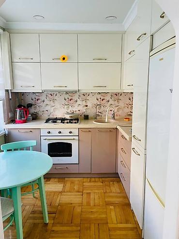 Продажа квартир: 2 комнаты, 50 м², 3 этаж, Дизайнерский ремонт — 2