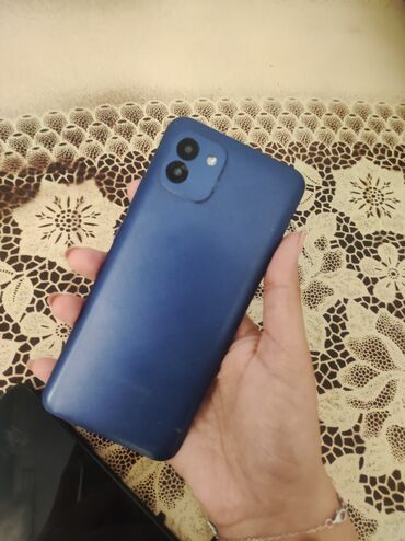 qulaqliq temiri: Samsung Galaxy A03, rəng - Göy, Qırıq