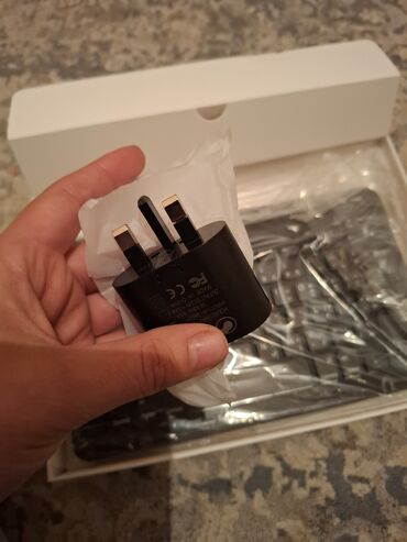 Digər planşetlər: CCIT A105W planşet - Ekran: 10.1" IPS - Əməliyyat sistemi: Android — 8