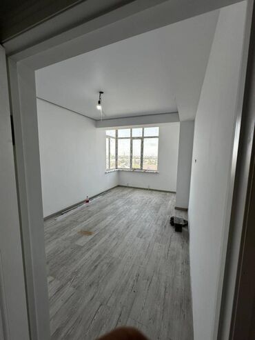 продажа квартир трёх комнатную аламидин 1: 1 бөлмө, 40 кв. м, Элитка, 6 кабат, Евроремонт