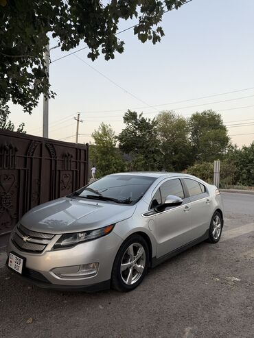 машина на свадьбу: Chevrolet Volt: 2013 г., 1.4 л, Автоматтык, Электромобиль, Хетчбек