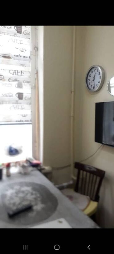 Uzunmüddətli kirayə mənzillər: Səbail rayonu,Azneft dairəsi yaxınlığında,6 nömrəli məktəbin — 14