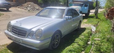Mercedes-Benz: Mercedes-Benz 220: 1995 г., 2.3 л, Механика, Дизель, Седан