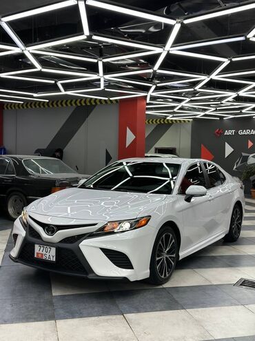 Toyota: Toyota Camry: 2019 г., 2.5 л, Автомат, Бензин, Седан